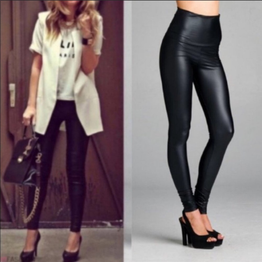 MATTE BLACK TEXTURED HIGH WAISTED  LEGGINGS - Picture 3 of 6